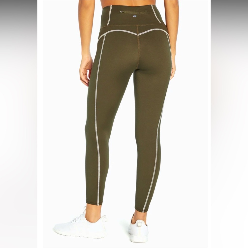 CYCLE HOUSE Womens Medium Olive Green Leggings 7/8 length Zip Pocket - Picture 4 of 11